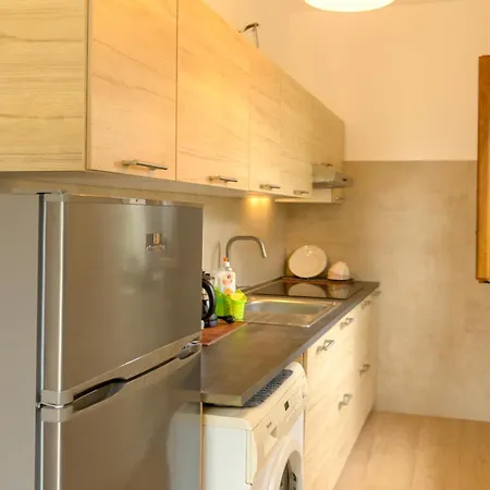 Marica By La Puglia In Un Trullo *