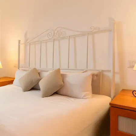 Marica By La Puglia In Un Trullo Holiday home Locorotondo