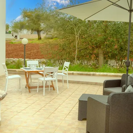 Marica By La Puglia In Un Trullo Holiday home Locorotondo